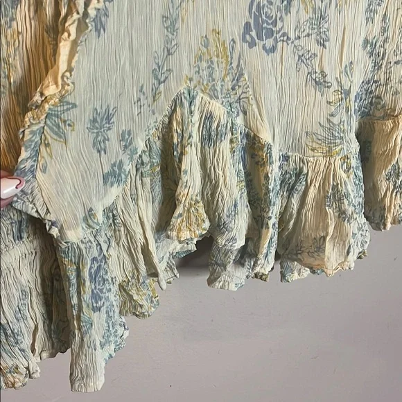 Free People Cream Boho Floral Lace Trim Women's Top - Picture 6 of 10